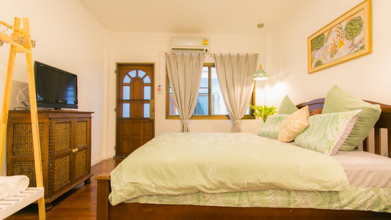 Mirrisa Nimman Hotel Чиангмай Экстерьер фото